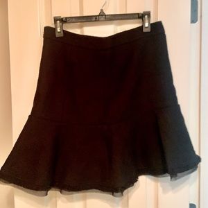 Ann Taylor Skirt ~ Size 8 ~ Side zipper ~ Lined with double ruffle bottom
